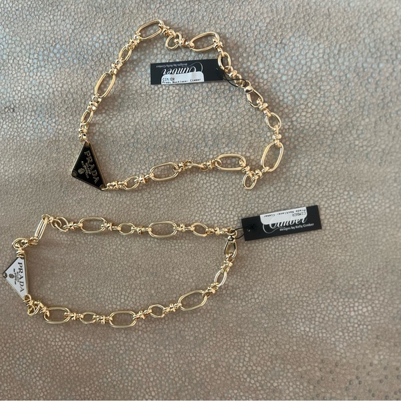 BLACK PRADA NECKLACE GOLD CHAIN - Picture 2 of 5